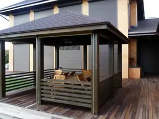 Плюсы и минусы беседки из бруса