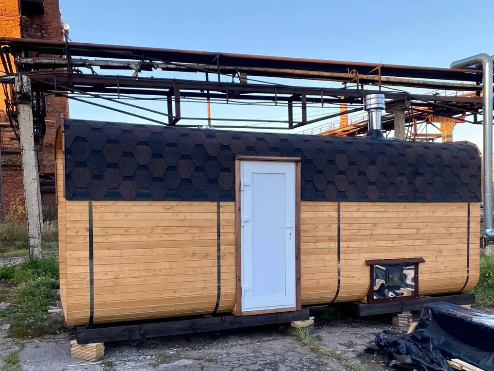Баня бочка 6м с боковым входом и выносом топки фото
